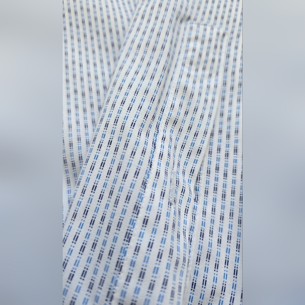 Men's Blue Patterned Buttondown Shirt Size 15 1/2 32/33 , Slim Fit - Picture 2 of 6